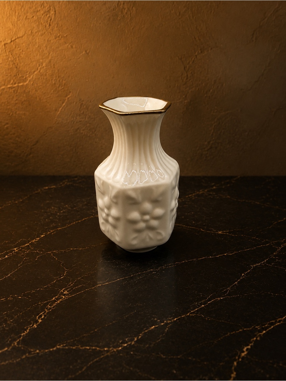 Aynsley Camellia Bone China Bud Vase – Ivory Gold Trim – Vintage England